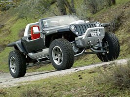 Jeep-Hurricane_Concept_2005_800x600_wallpaper_01.jpg