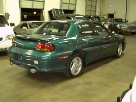 1997_Pontiac_Grand_Am-2.jpg