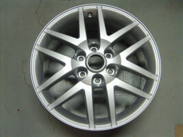 saab wheel.jpg