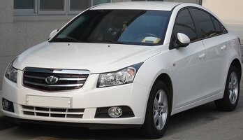 800px-20100731_daewoo_lacetti_premiere_01.jpg