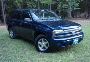 FireShot Screen Capture #011 - '2004 Chevrolet TrailBlazer - mechanicsville, MD owned by pimprol.jpg