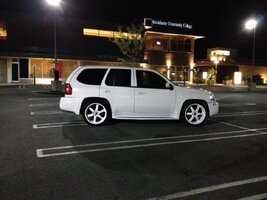 8250d1343316475-pic-white-rims-white-truck-envoy-white-rims-3.jpg