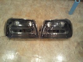 headlights2.jpg