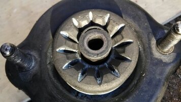 BrokenStrutMount.jpg