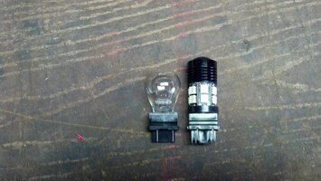 bulb comparison.jpg