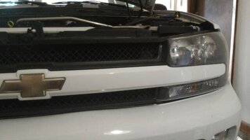 05-Headlight.jpg