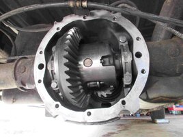 Y2KSILVERADOEATONMA80DIFFERENTIAL.jpg