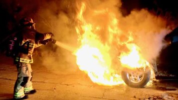 1213-veh-fire.jpg