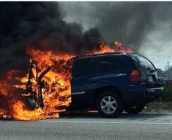 BURNINGSUV.jpg