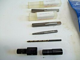 KMBOLTEXTRACTORSET.jpg KMBOLTEXTRACTORSET.jpg