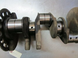 SUBURBAN53LCRANKSHAFT4.jpg