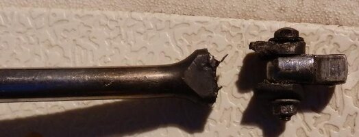 breaker bar broke.jpg