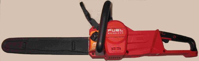 MILWAUKEEM18FUELSAW5.jpg