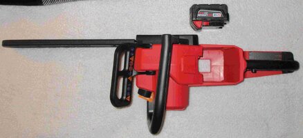 MILWAUKEEM18FUELSAW6.jpg