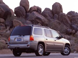 gmc_envoy_r2-662955636.jpg