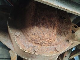 rear end cover rusted.jpg rear end cover rusted.jpg