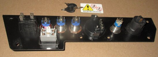 RYOBIKEYANDGAUGEPANEL2.jpg
