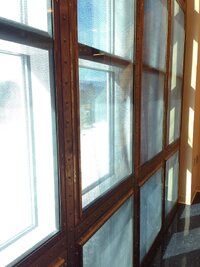 Faraday_cage_over_Exhibit_Hall_windows_at_the_Green_Bank_Observatory.jpg